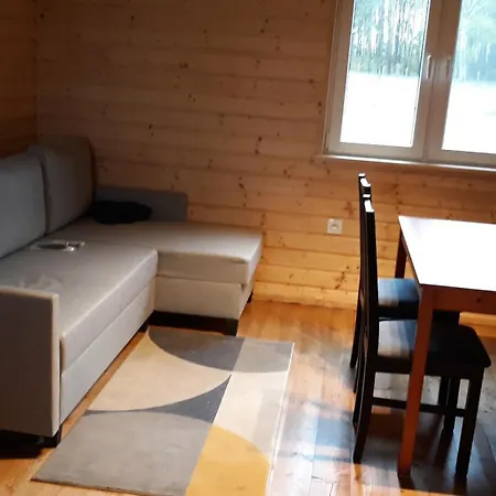 Pod Klekotkiem 度假居 *