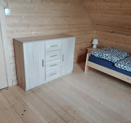 Nyaraló Pod Klekotkiem Smołdziński Las